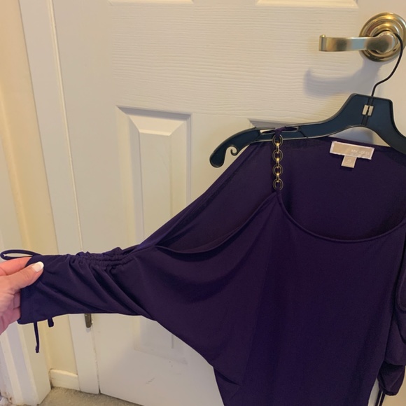 Cold shoulder blouse - Picture 2 of 4